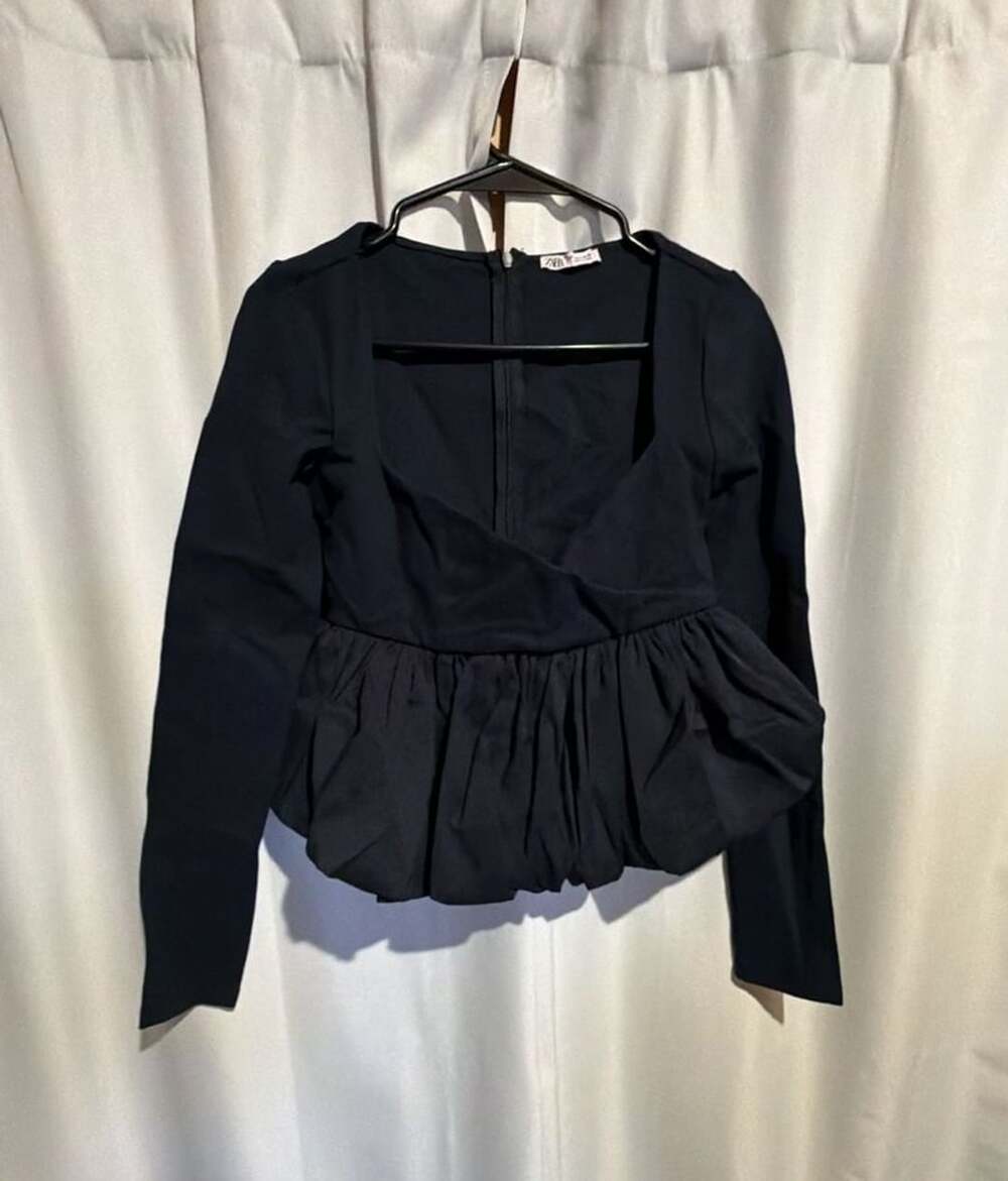 Zara Bubble Hem Peplum Top Size S Black Long Sleeve